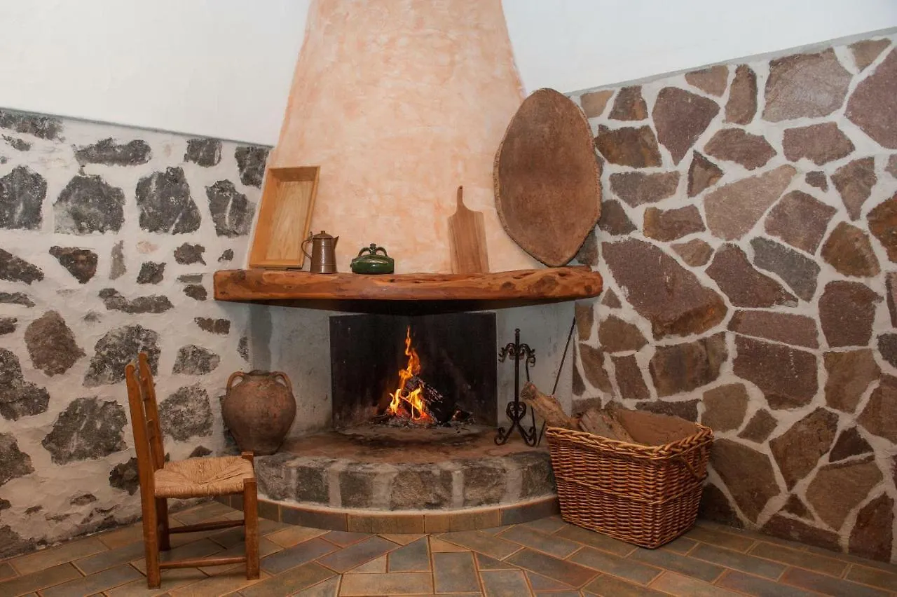 Sa Dommo De Sa Pietate Apartment Orosei