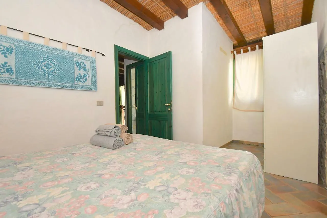 Sa Dommo De Sa Pietate Apartment Orosei